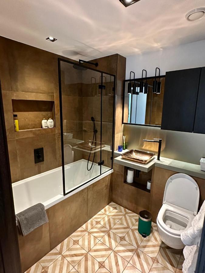 Luxury Central Flat With Stunning Views And Pool Londra Dış mekan fotoğraf