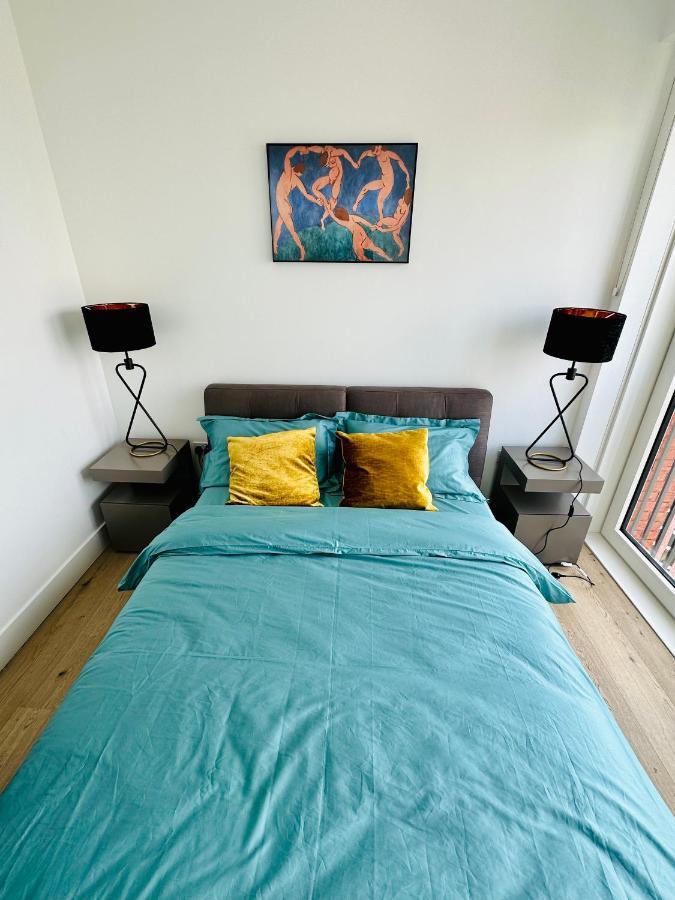 Luxury Central Flat With Stunning Views And Pool Londra Dış mekan fotoğraf
