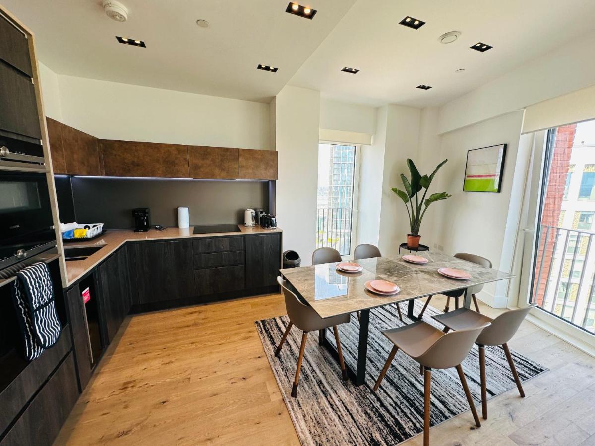 Luxury Central Flat With Stunning Views And Pool Londra Dış mekan fotoğraf