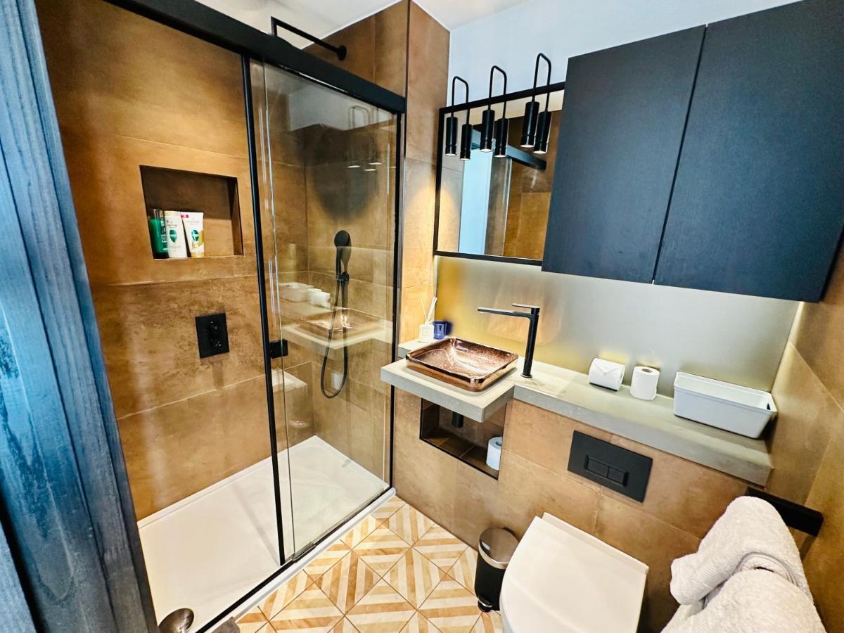 Luxury Central Flat With Stunning Views And Pool Londra Dış mekan fotoğraf