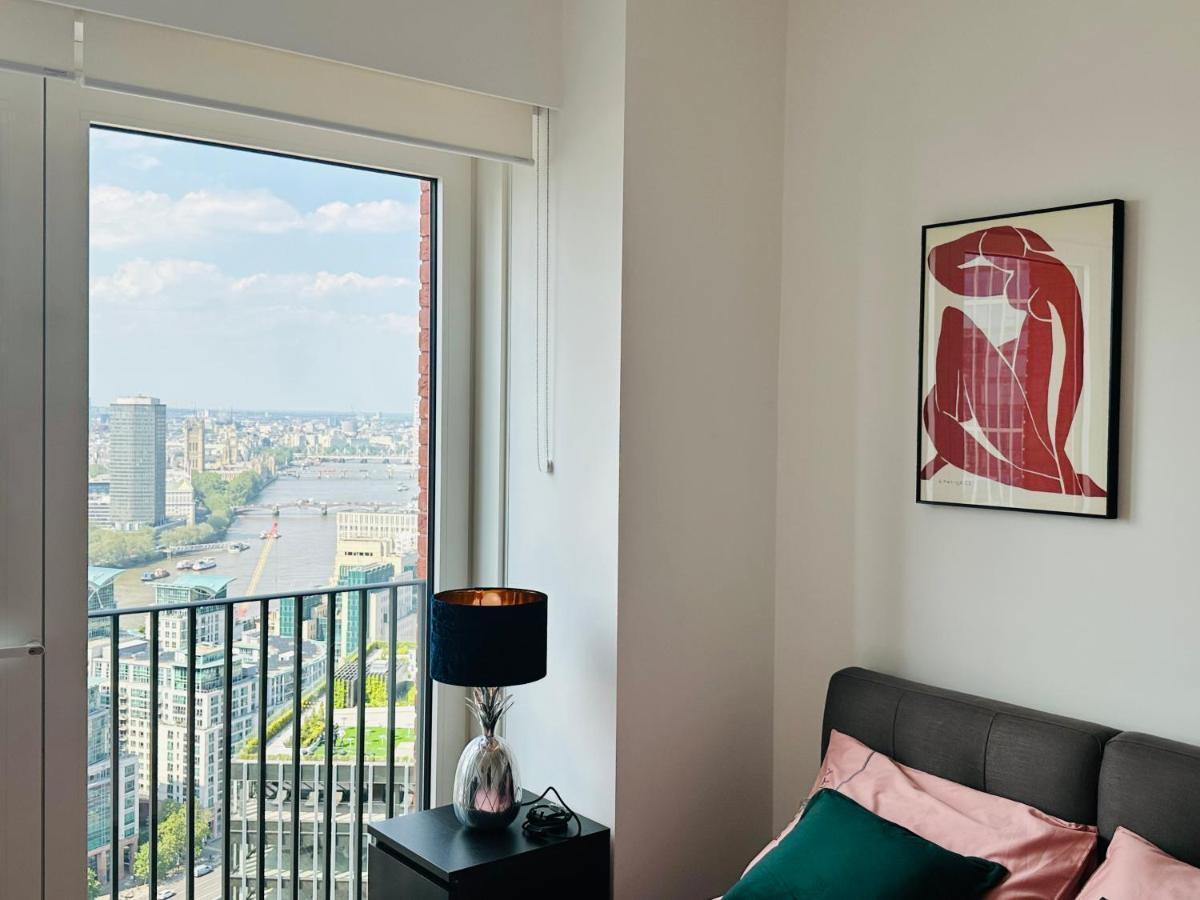 Luxury Central Flat With Stunning Views And Pool Londra Dış mekan fotoğraf